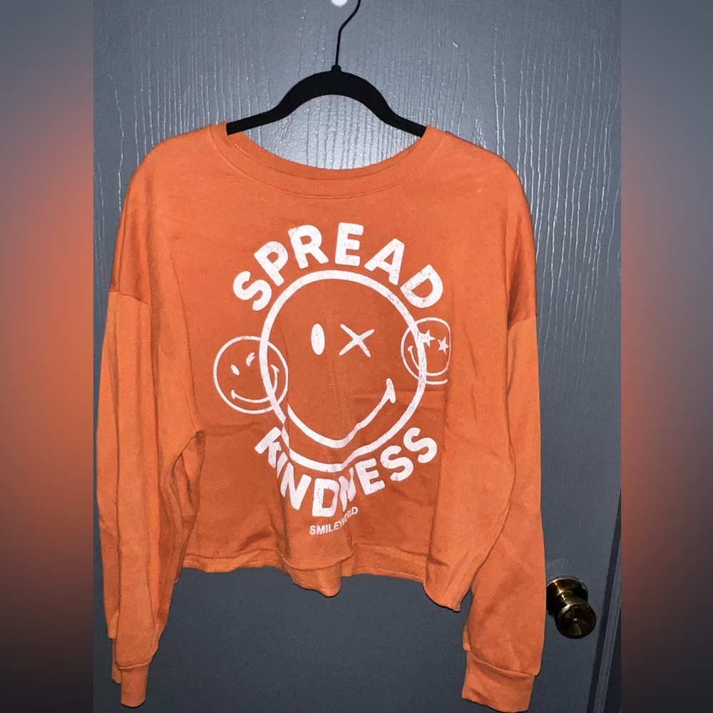 Smiley World Spread Kindness Rust Ora Cropped Pullover Sweatshirt Size XL